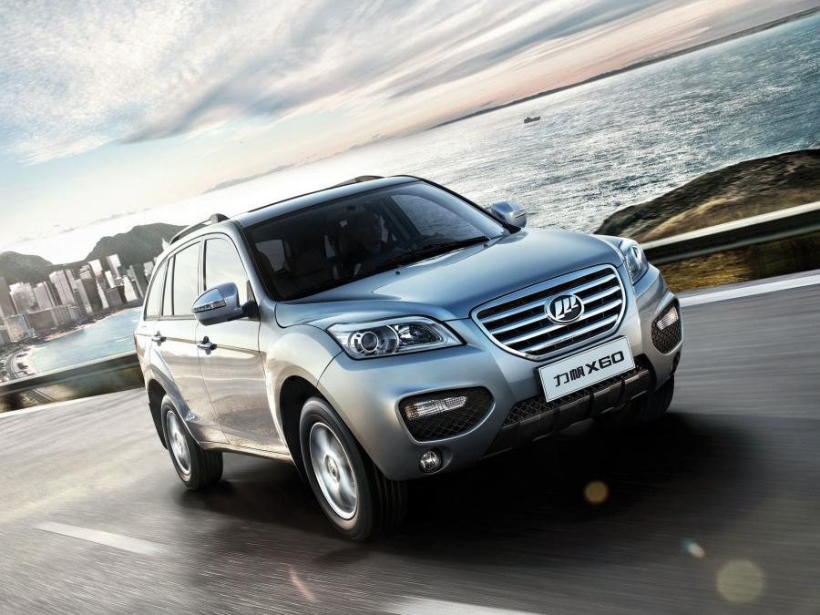 Lifan X60 2011 года  (фото 7 из 21)